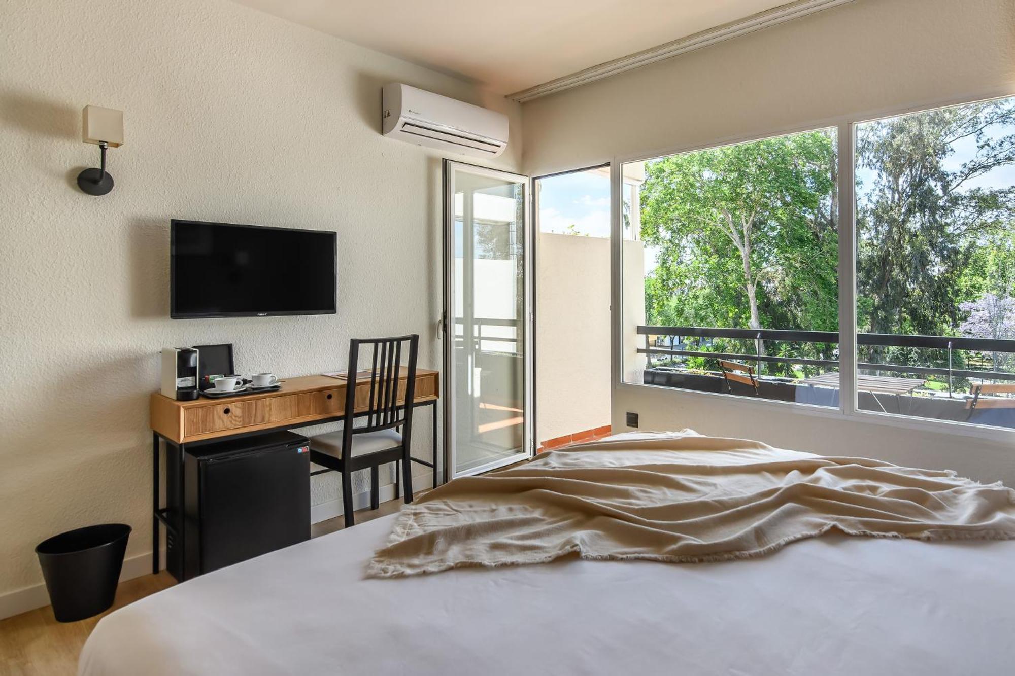 Double Room Garden View
